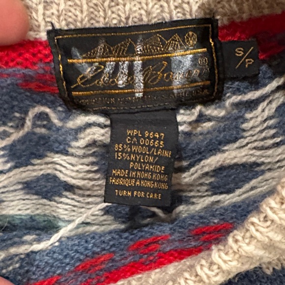 Eddie Bauer Beige Sweater with Blue and Red Pattern - Picture 2 of 5